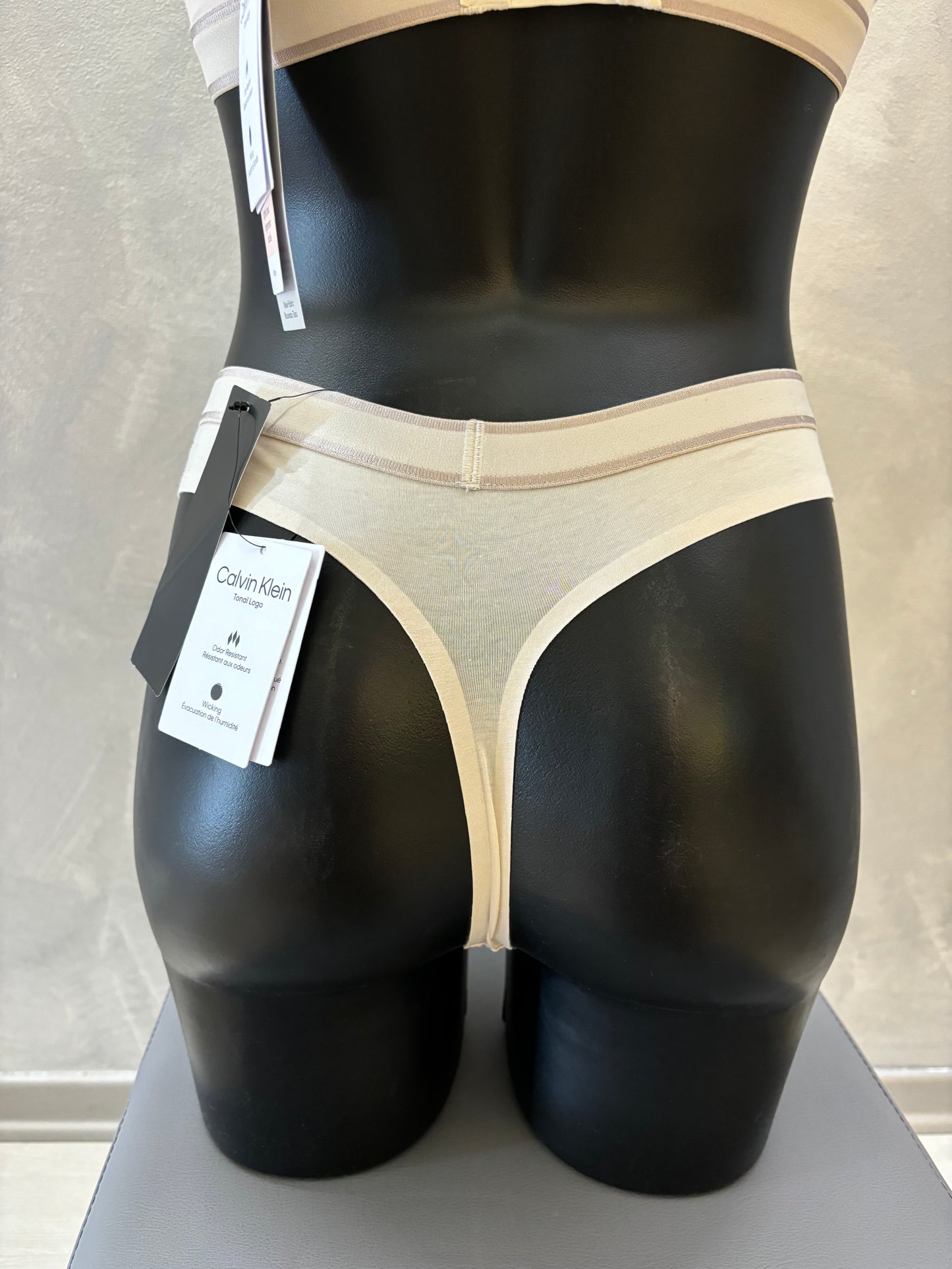 Perizoma Calvin Klein